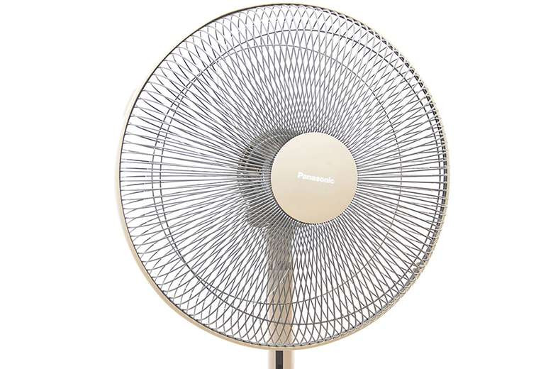 Quạt cây Panasonic - 3 tốc độ gió