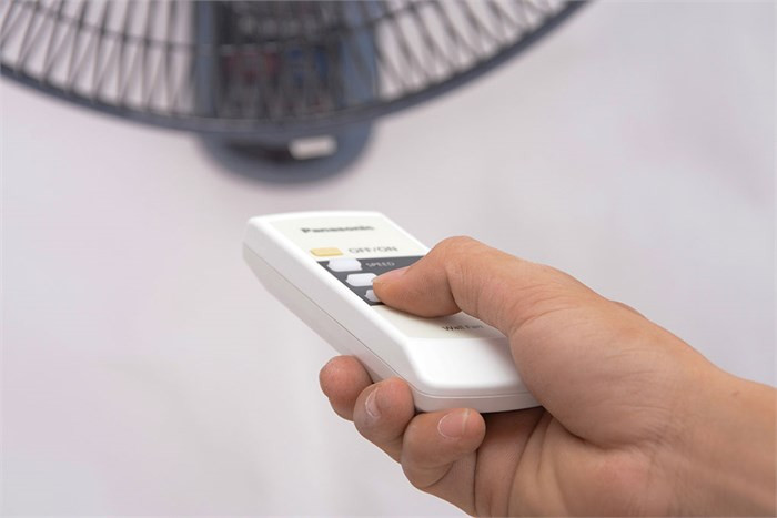 409MB panasonic - Động cơ bạc đạn cao cấp vận hành êm ái, không tạo tiếng ồn, có độ bền cao