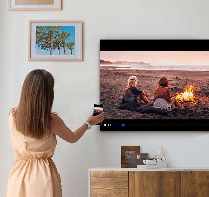 Smart Tivi Samsung 4K 43 inch UA43TU6900 - Tính Năng Tap View Truyền Phát Một Chạm